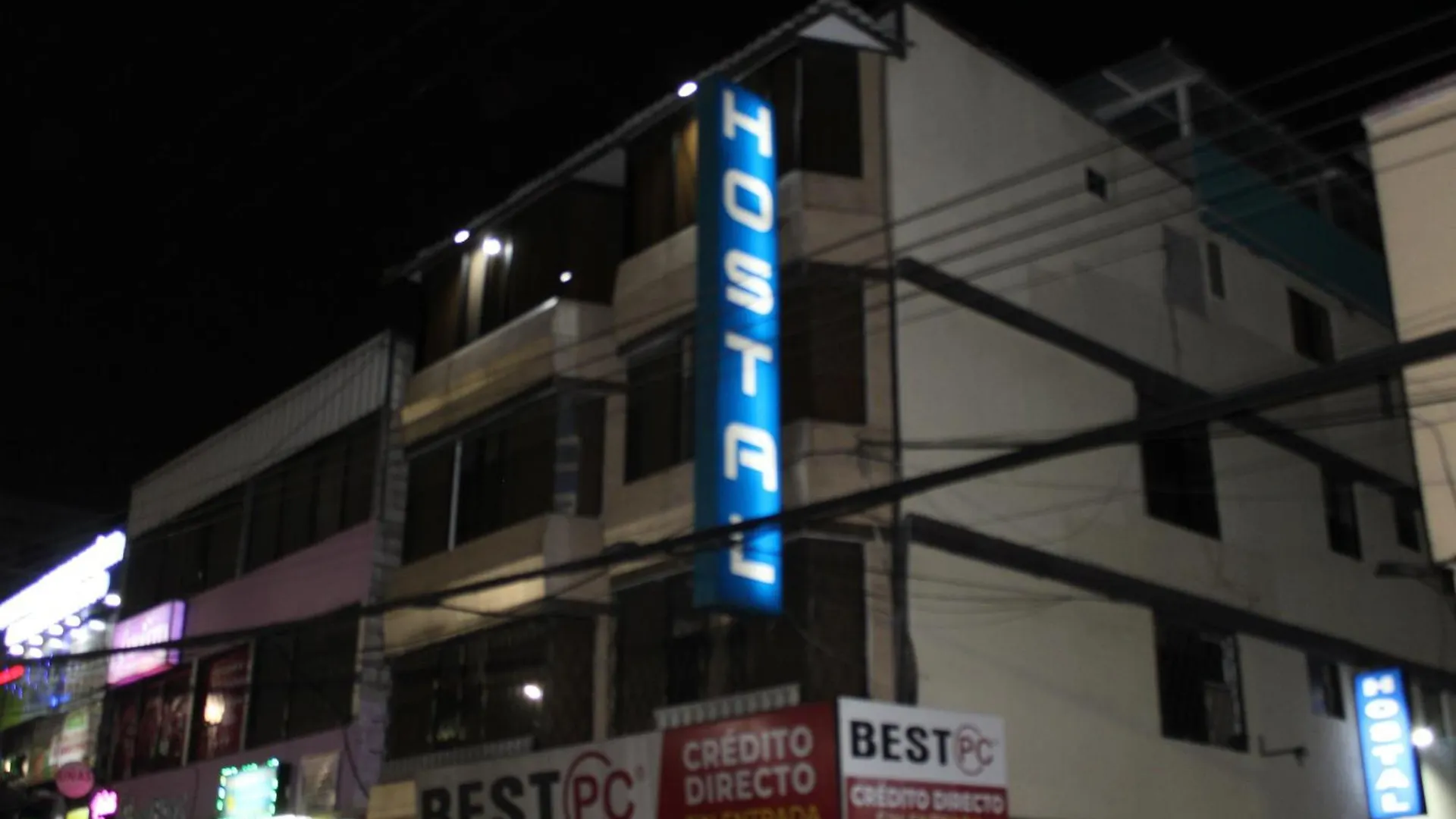 Julius Hostal, Desde Las 14 Horas Hasta 12 Del Mediodia 基多 厄瓜多尔