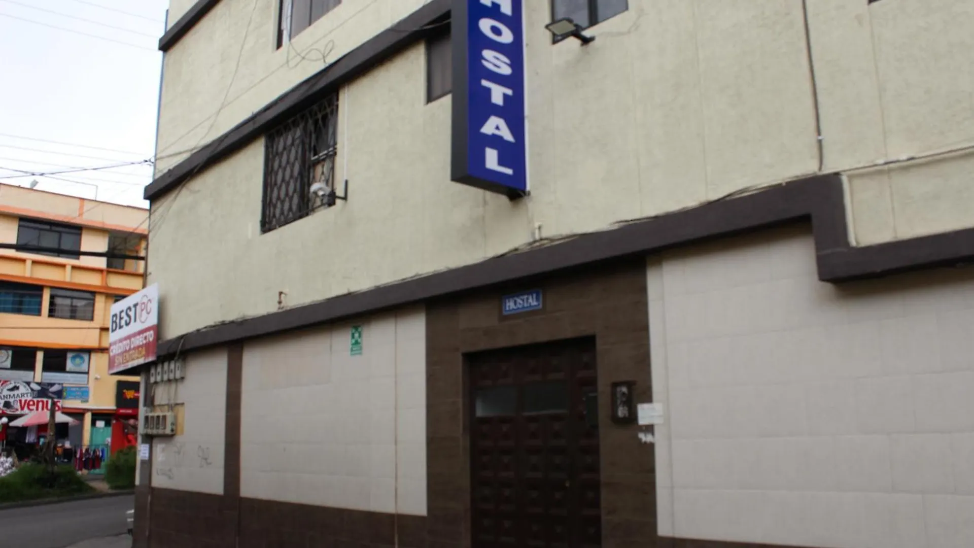 Guest house Julius Hostal Quito